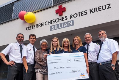 Rotes Kreuz Sillian und dm als starke Partner